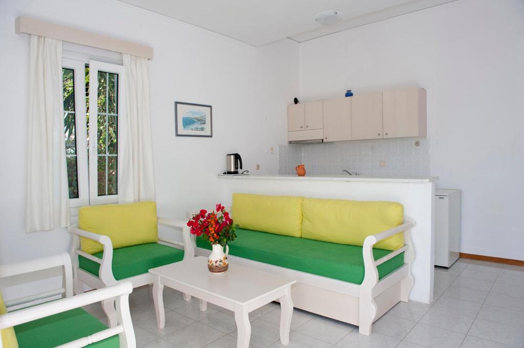 Samos Apartments Kampos Marathokampou Rum bild